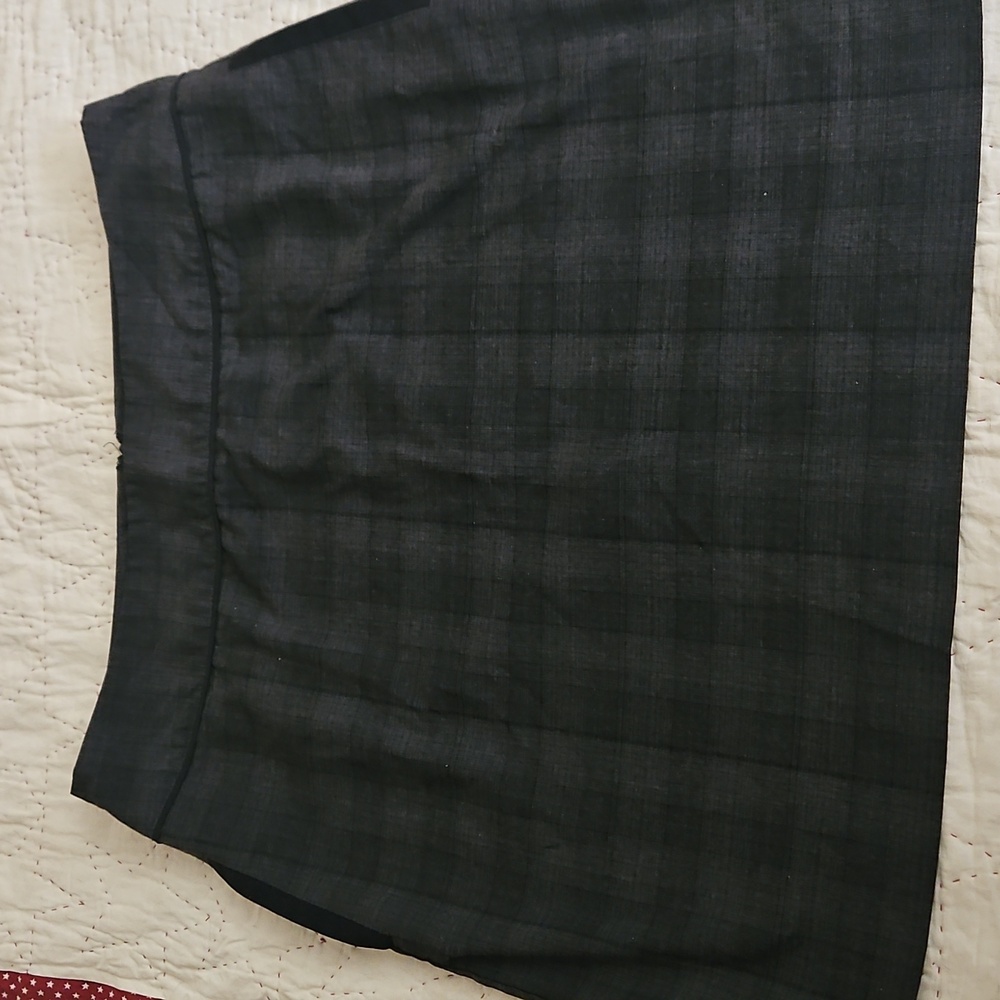 Daisy Fuentes Grey Plaid Pencil Skirt Size 12